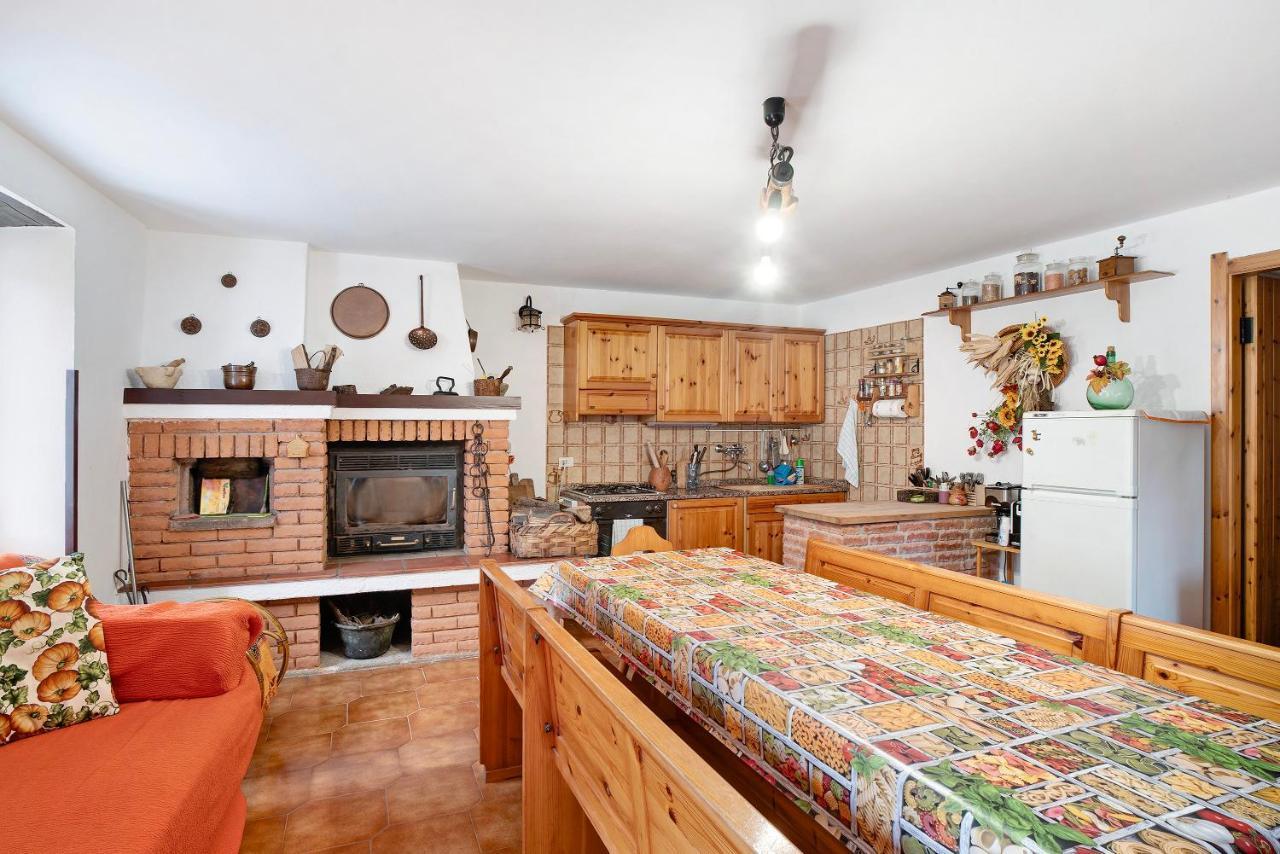 Ferienwohnung Ca De Baci Vessalico Exterior foto