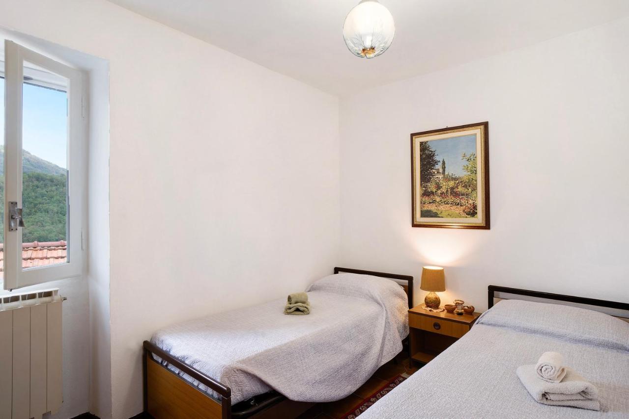 Ferienwohnung Ca De Baci Vessalico Exterior foto